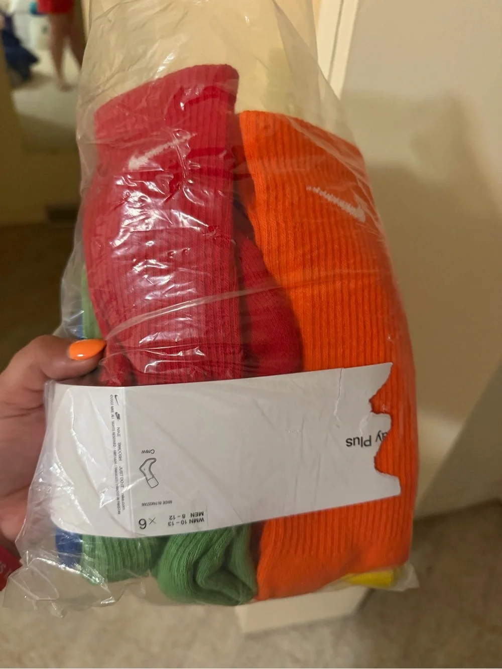 Nike Crew Socks - 6 Pack (Red, Orange, Yellow, Green, Blue, Purple)